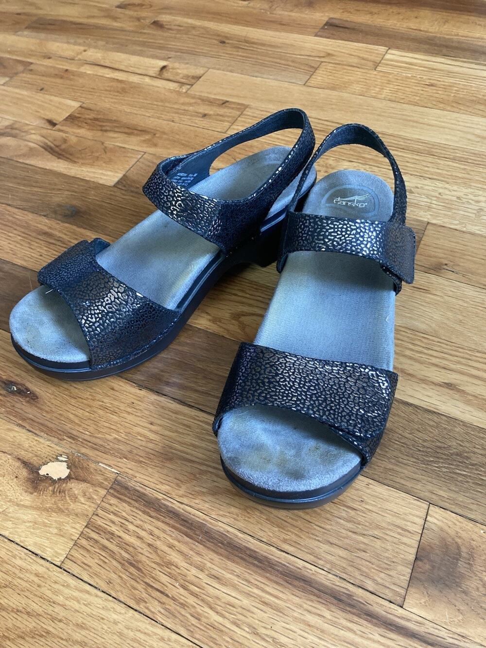 Dansko Sonnet Shimmer Black Ankle Straps Wedge Sandals Size EU 39/8.5-9